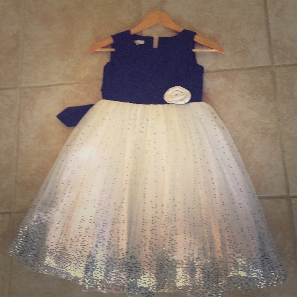 Girls size 8 👗 dress